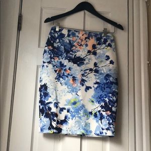 Spring pencil skirt